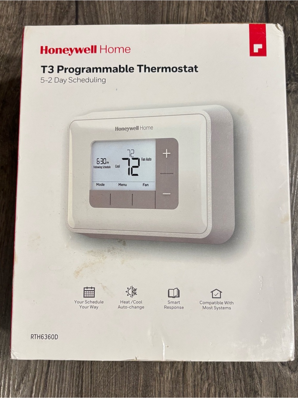 Honeywell Home T3 Programmable Thermostat - White- NIB - OPENED